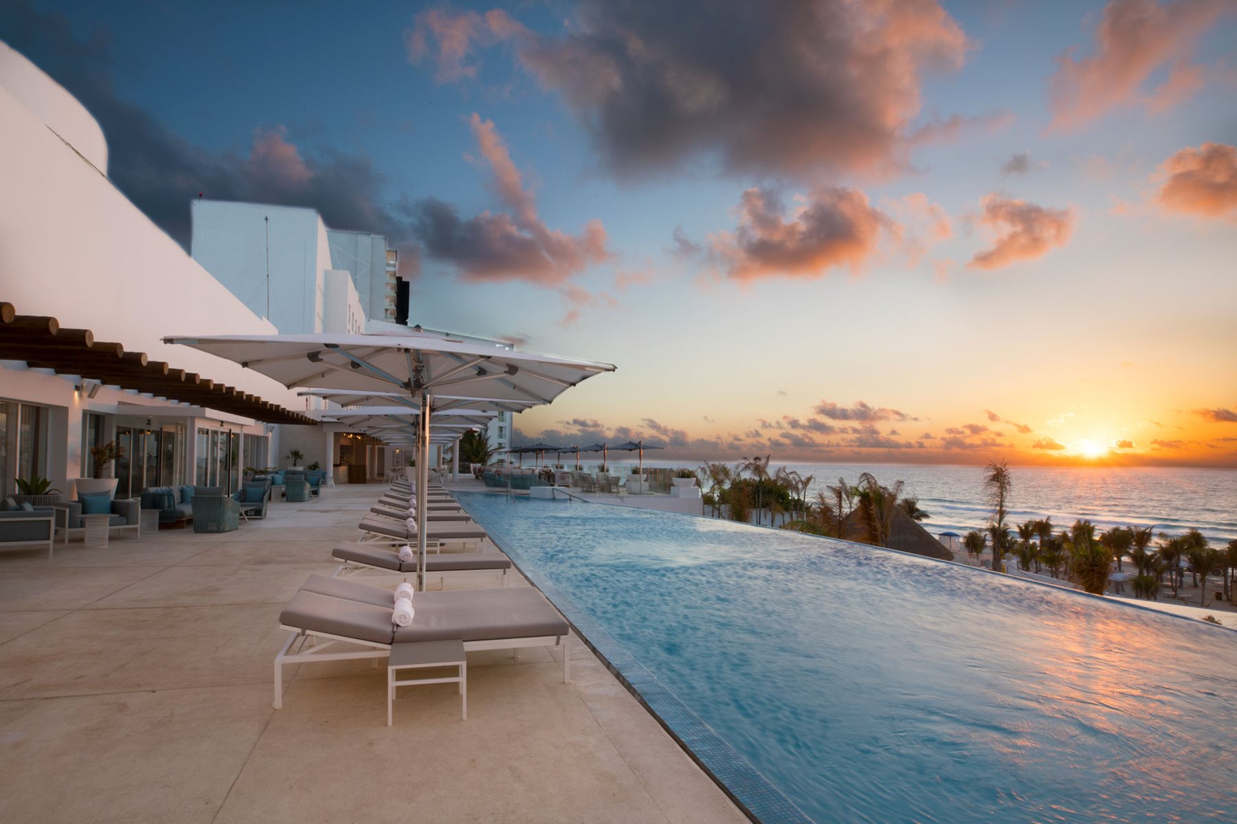 LeBlanc Resort in Cancun Pool