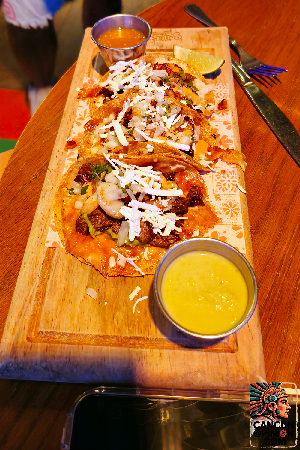 Sr. Frog’s tacos