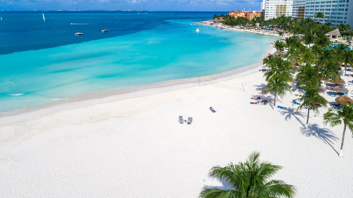 Beachscape Kin Ha Villas Hotel in Cancun